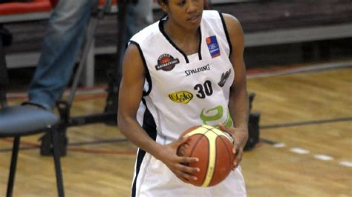 Alicia Gladden