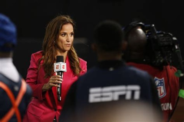 All About Dianna Russini – American Sports Reporter