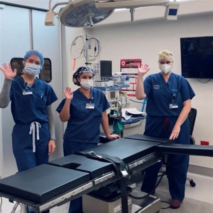 All about Greta Van Susteren net worth, plastic surgery, and personal life