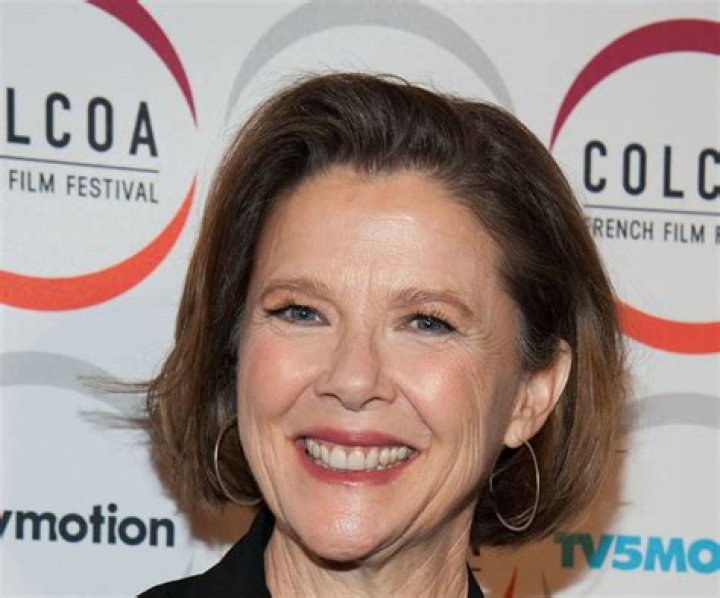 Annette Bening Net Worth: Details About Age, Young, Movies, Children - SarkariResult