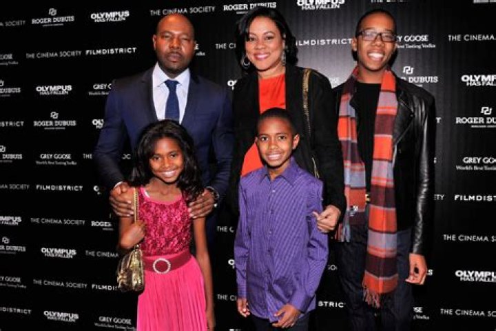 Antoine Fuqua Net Worth: Details About Movies, Age, Zodiac, Parents, Wife - SarkariResult