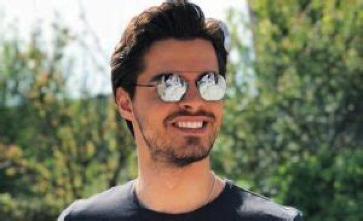 Berk Atan Height, Weight, Body Measurements, Shoe Size