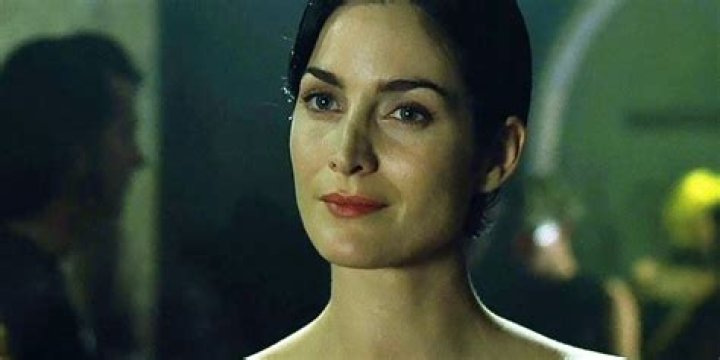 Carrie-Anne Moss Net Worth: Details About Movie, Career, Bf, Age, Income - SarkariResult