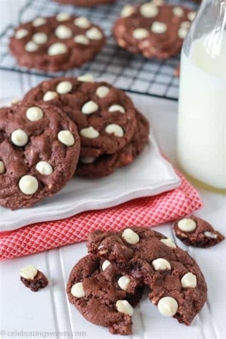 Chocolate Cookies - Celebrating Sweets