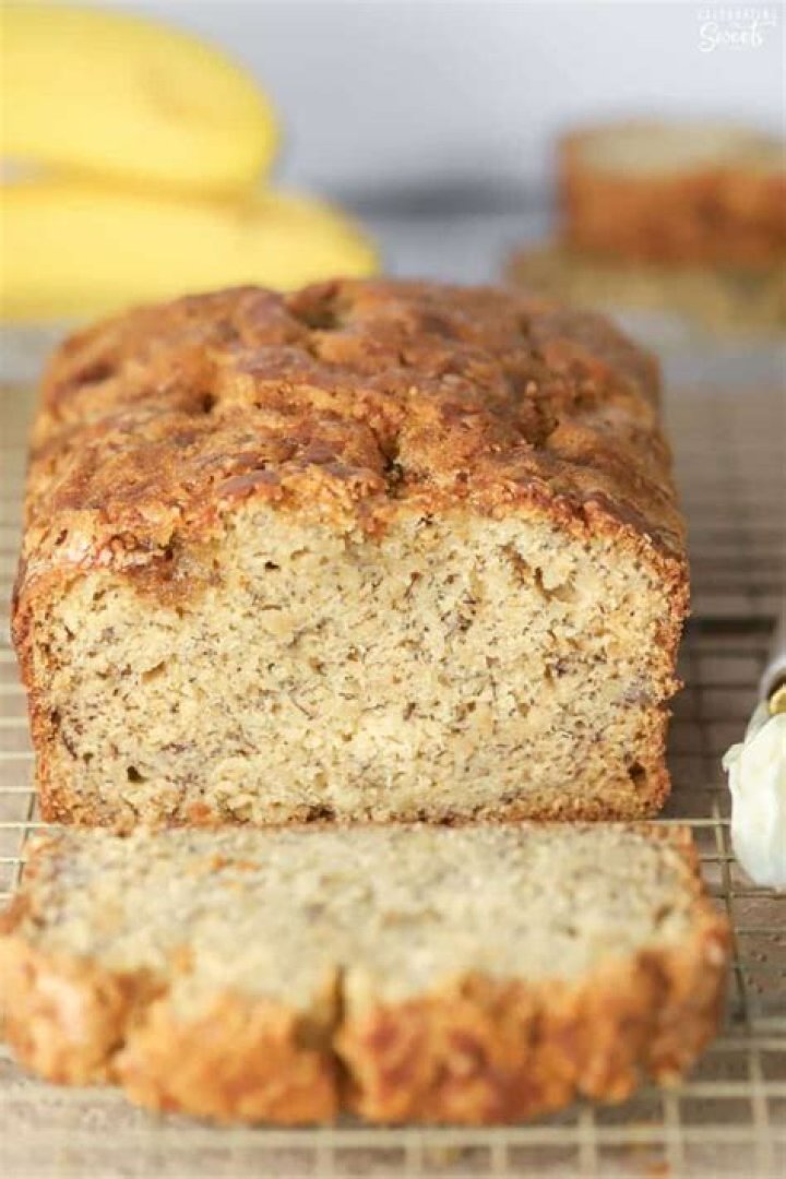 Easy Banana Bread Recipe (Top-Rated)