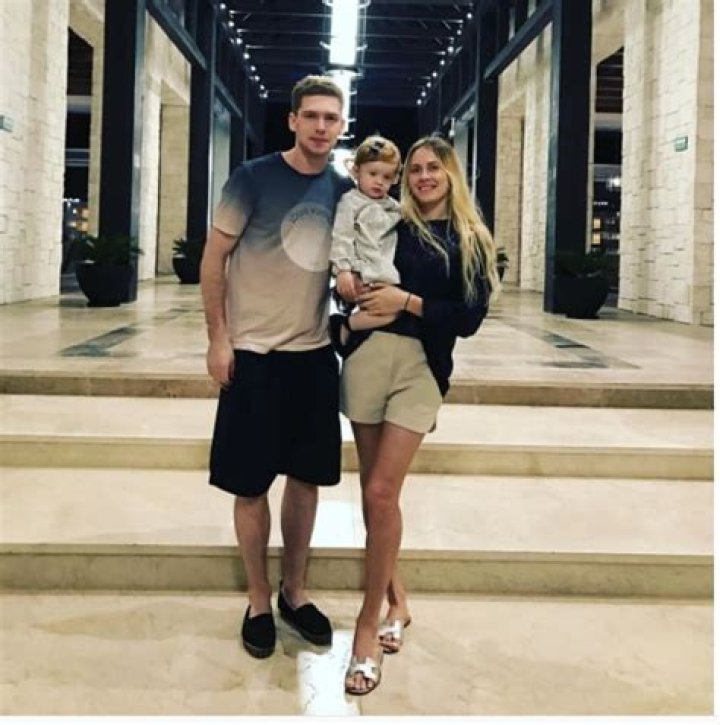 Evgeny Kuznetsov Married, Wife, Kids, Net worth, Bio, Family, Wiki, Age