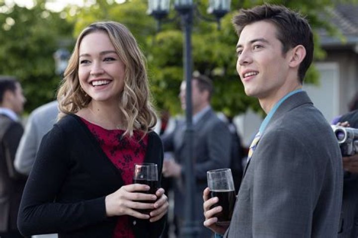 Griffin Gluck Wiki, Bio, Dating, Girlfriend, Movies, TV Shows, Age, Parents