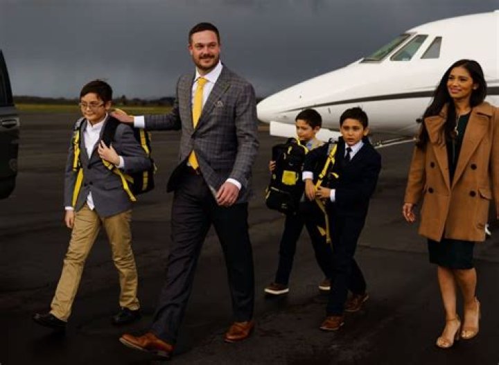 Is Dan Lanning Departing from Oregon? Exploring the Reasons Behind Dan Lanning's Departure from Oregon. - SarkariResult