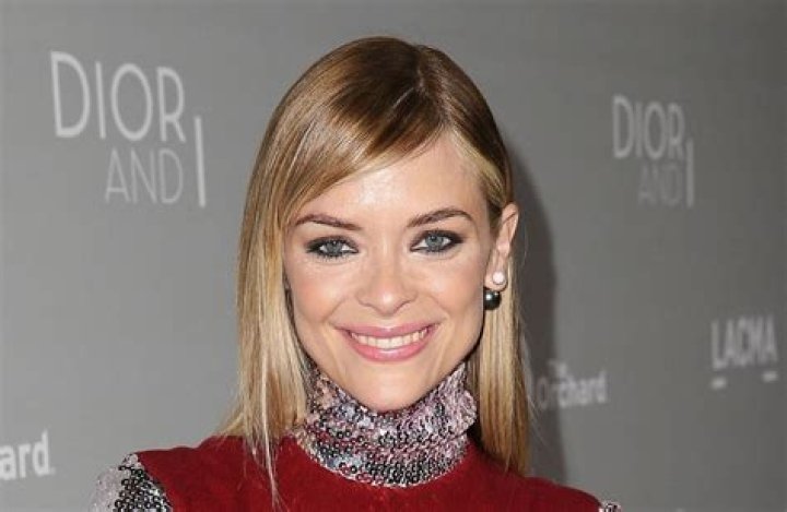 Jaime King Height, Weight, Measurements, Bra Size, Shoe Size