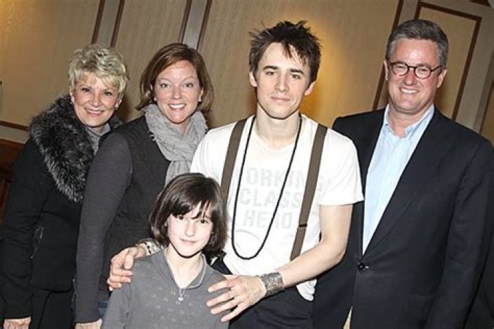 Joe Scarborough Net Worth: Details About (Morning, MSNBC, Salary, Children, Joe), Wife - SarkariResult