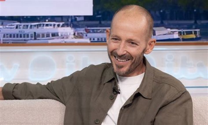 Jonnie Irwin Health Update: TV Presenter And Broadcaster Says Undergoing Hyperbaric Oxygen Therapy Amid Terminal Cancer Diagnosis - SarkariResult