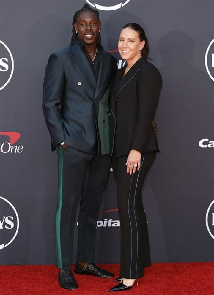 Justin Holiday Net Worth: Details About Stats, Salary, Gf, Age, Contract - SarkariResult