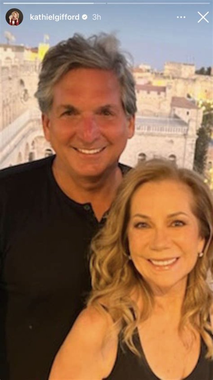Kathie Lee Gifford- Any Cosmetic Enhancements? Unveiling Kathie Lee Gifford's Life Story, Relationship, and Wealth - SarkariResult