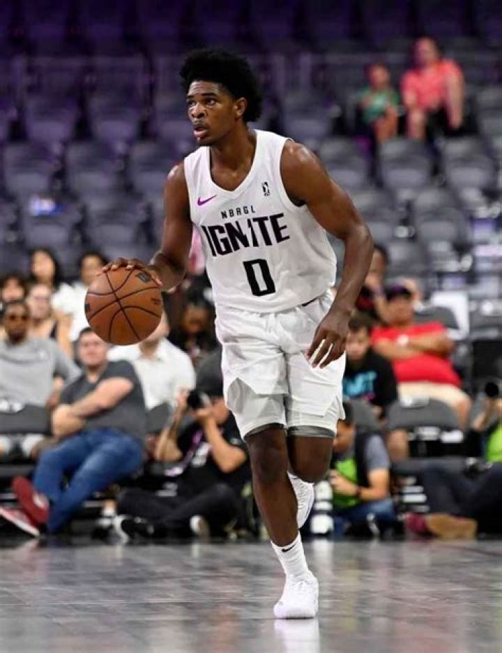 Kelo Henderson Net Worth