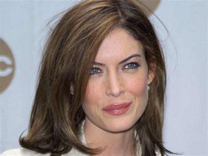 Lara Flynn Boyle Net Worth