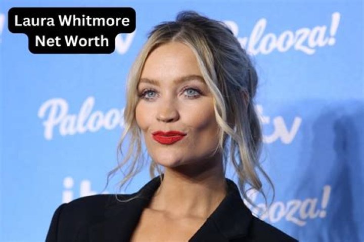 Laura Whitmore Net Worth: Details About Modeling, Age, Bf, Income, Career - SarkariResult