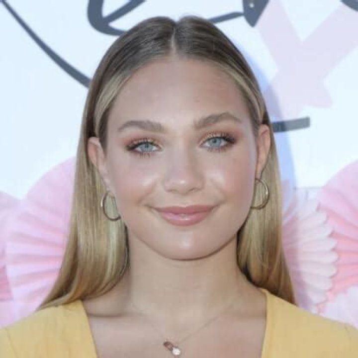 Maddie Ziegler Ethnicity : Biography, Net worth, Age, Family & More details - SarkariResult