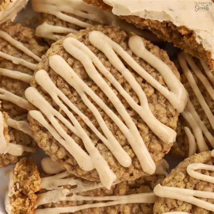 Maple Oatmeal Cookies - Celebrating Sweets