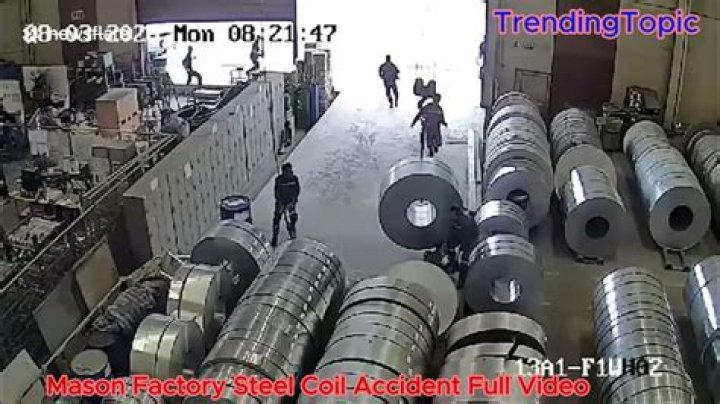 Mason Factory Steel Coil Accident Video Viral Online - SarkariResult