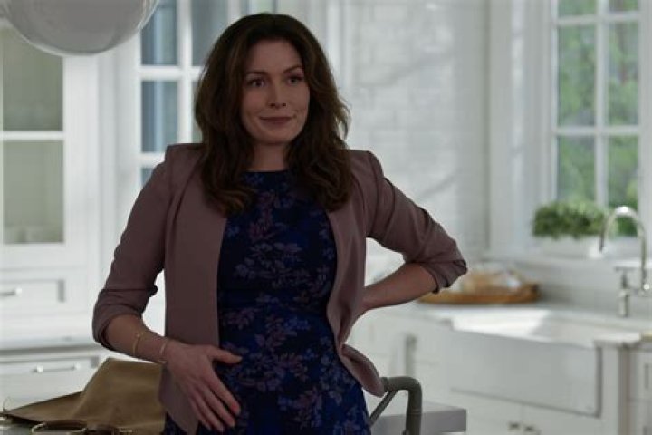 Meet Virgin River Star Lauren Hammersley: Exploring Her Age, Career, and More - SarkariResult