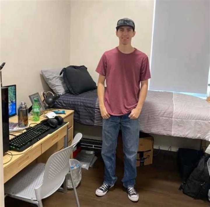 Mitchell Robinson: Latest Update on His Injury and Getting to Know Mitchell Robinson - SarkariResult