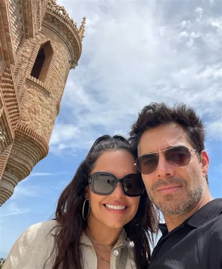 Omar Chaparro Height, Weight, Body Measurements, Shoe Size