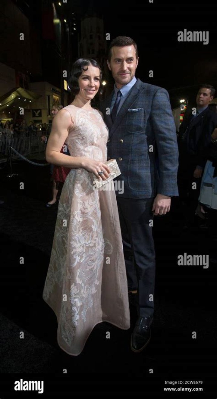 Richard Armitage Married, Wife, Movies, Net worth, Wiki, Bio