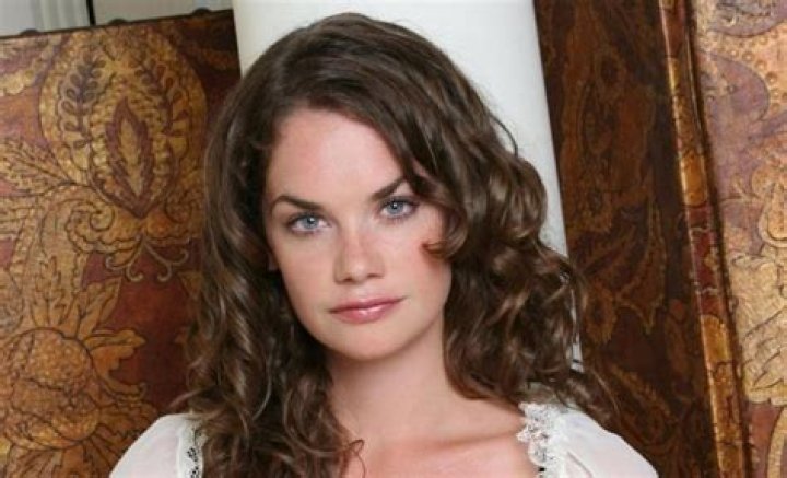 Rita Wilson Height, Weight, Measurements, Bra Size, Shoe Size