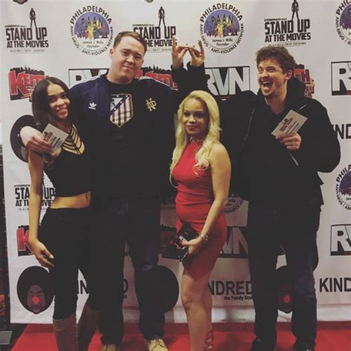 Shane Gillis Net Worth: Career, Family, Age, Income, Wiki, Bio, All You Need to Know - SarkariResult