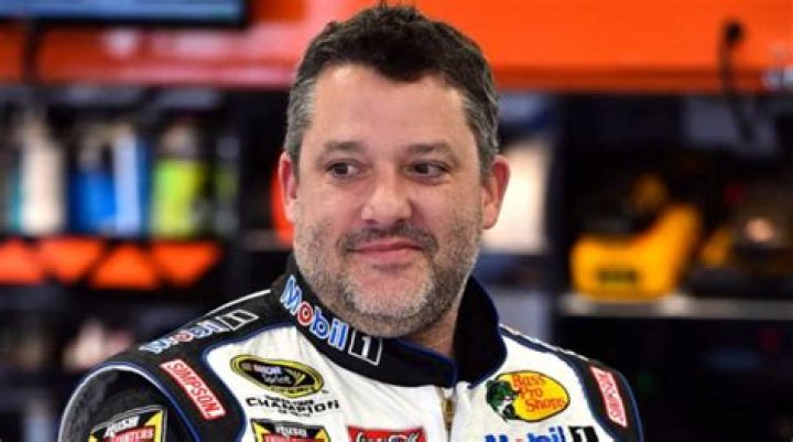 Tony Stewart Height, Weight, Body Measurements, Shoe Size