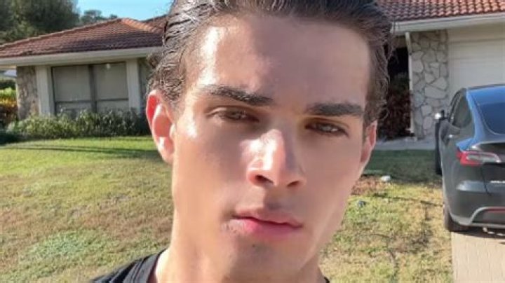 What Does Being Mogged on TikTok Mean? - SarkariResult