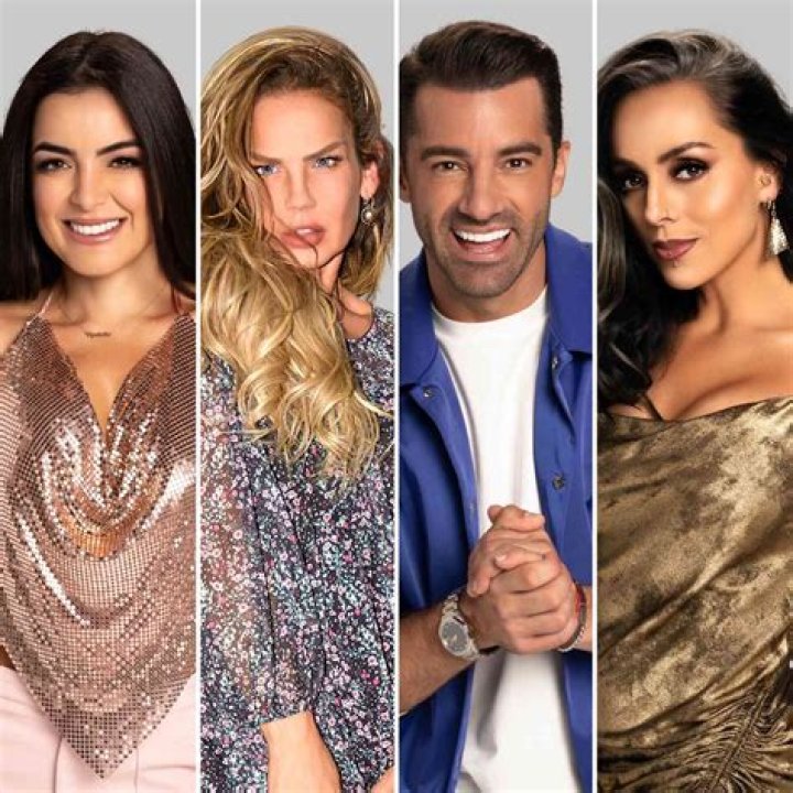 Who Are The Presenters Of The La Casa De Los Famosos 2?