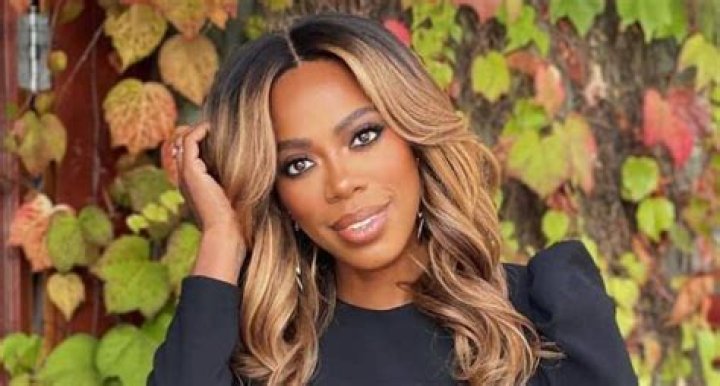 Yvonne Orji Height, Weight, Measurements, Bra Size, Shoe Size